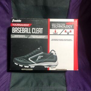 Youth Baseball Cleats